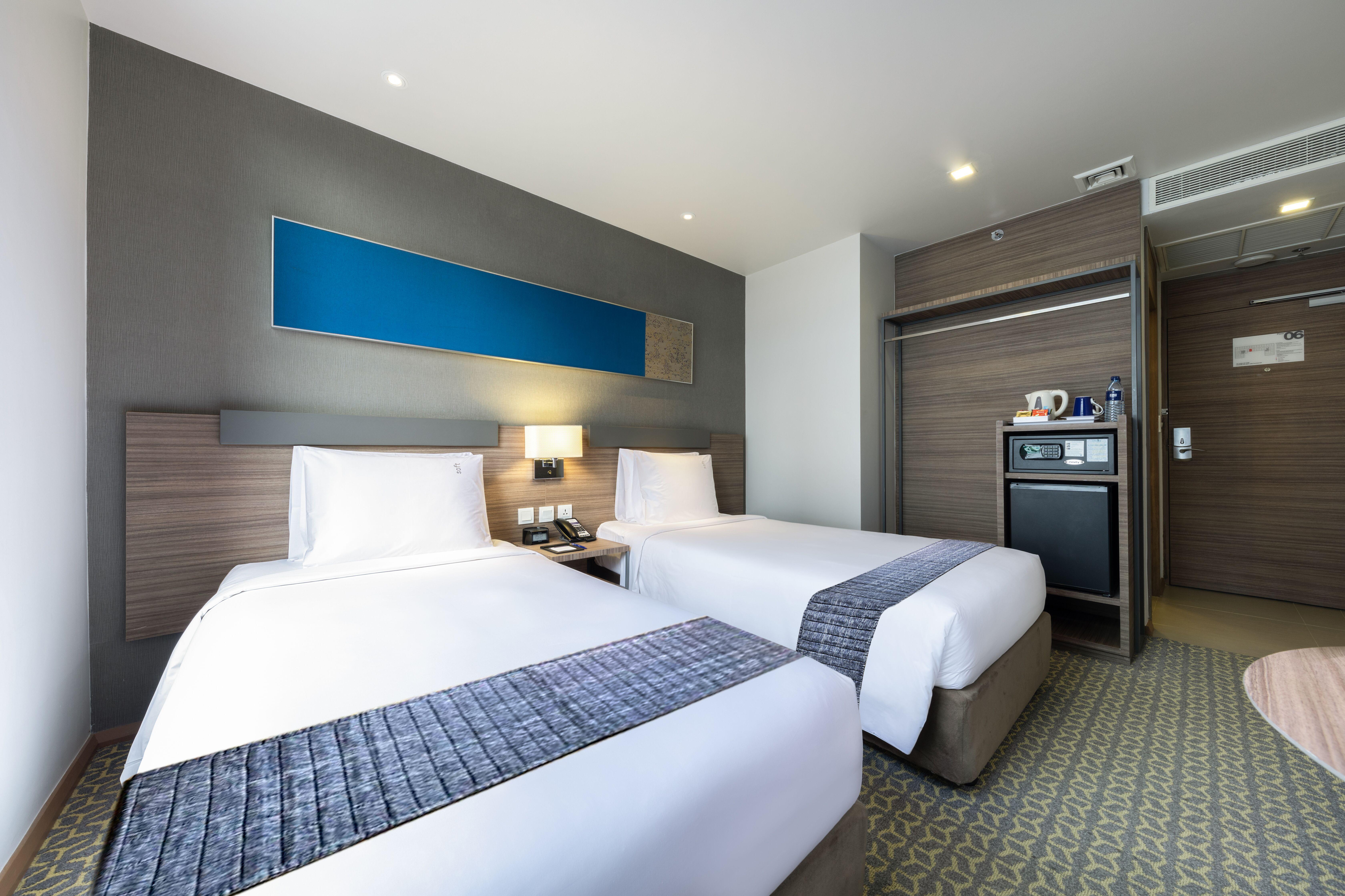 Holiday Inn Express Bangkok Sathorn, An Ihg Hotel Zewnętrze zdjęcie