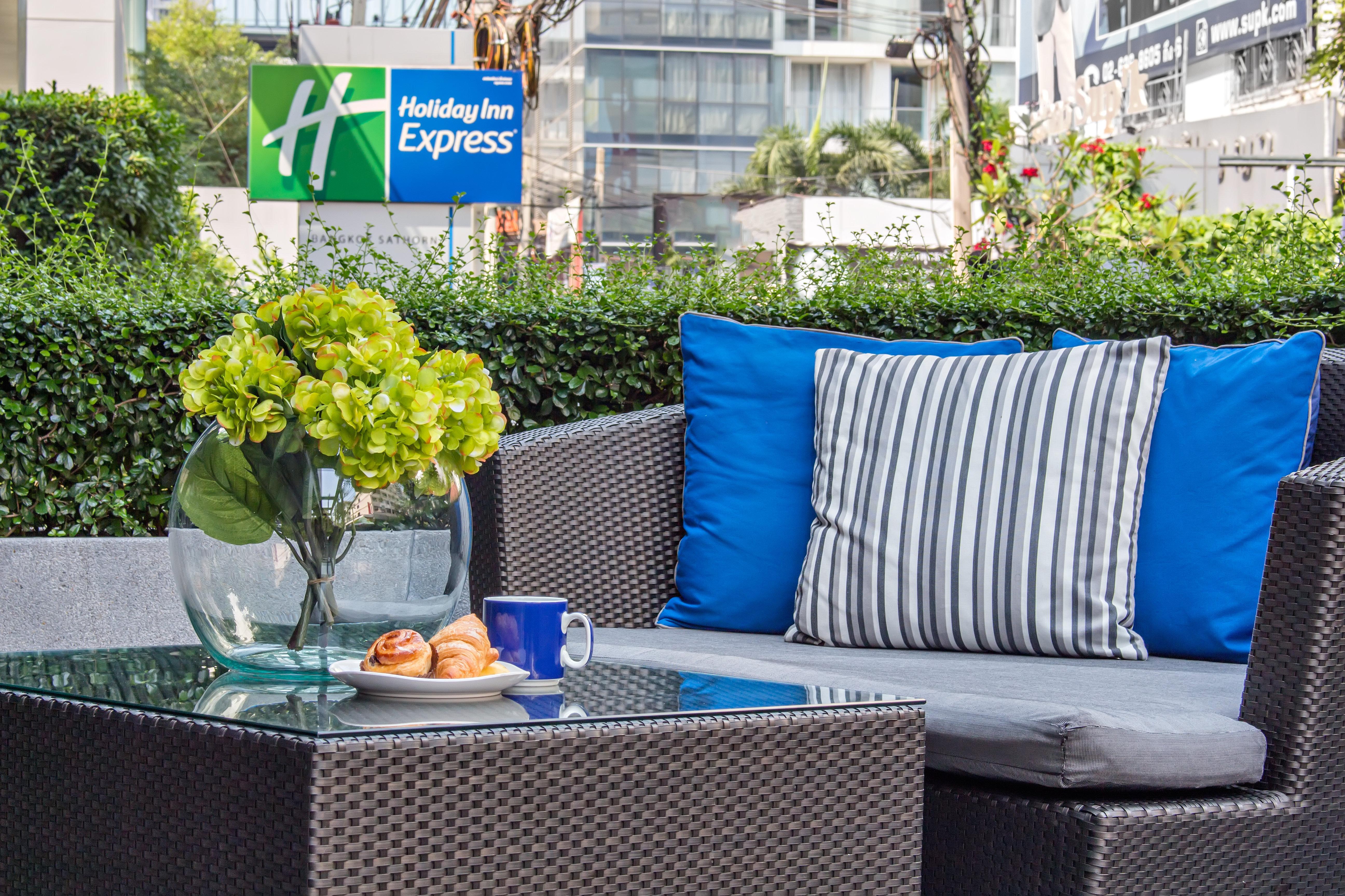 Holiday Inn Express Bangkok Sathorn By Ihg Zewnętrze zdjęcie