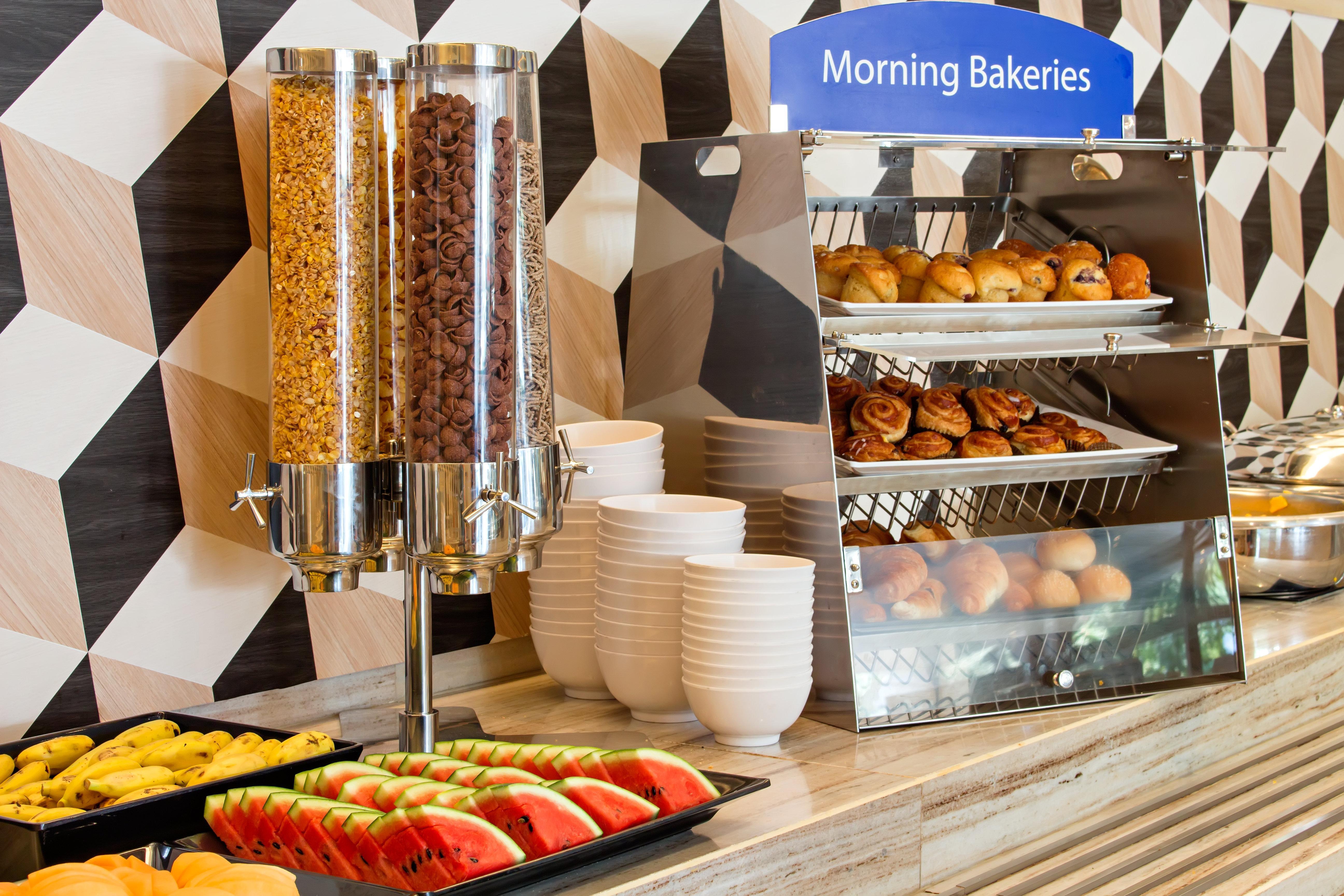 Holiday Inn Express Bangkok Sathorn By Ihg Zewnętrze zdjęcie