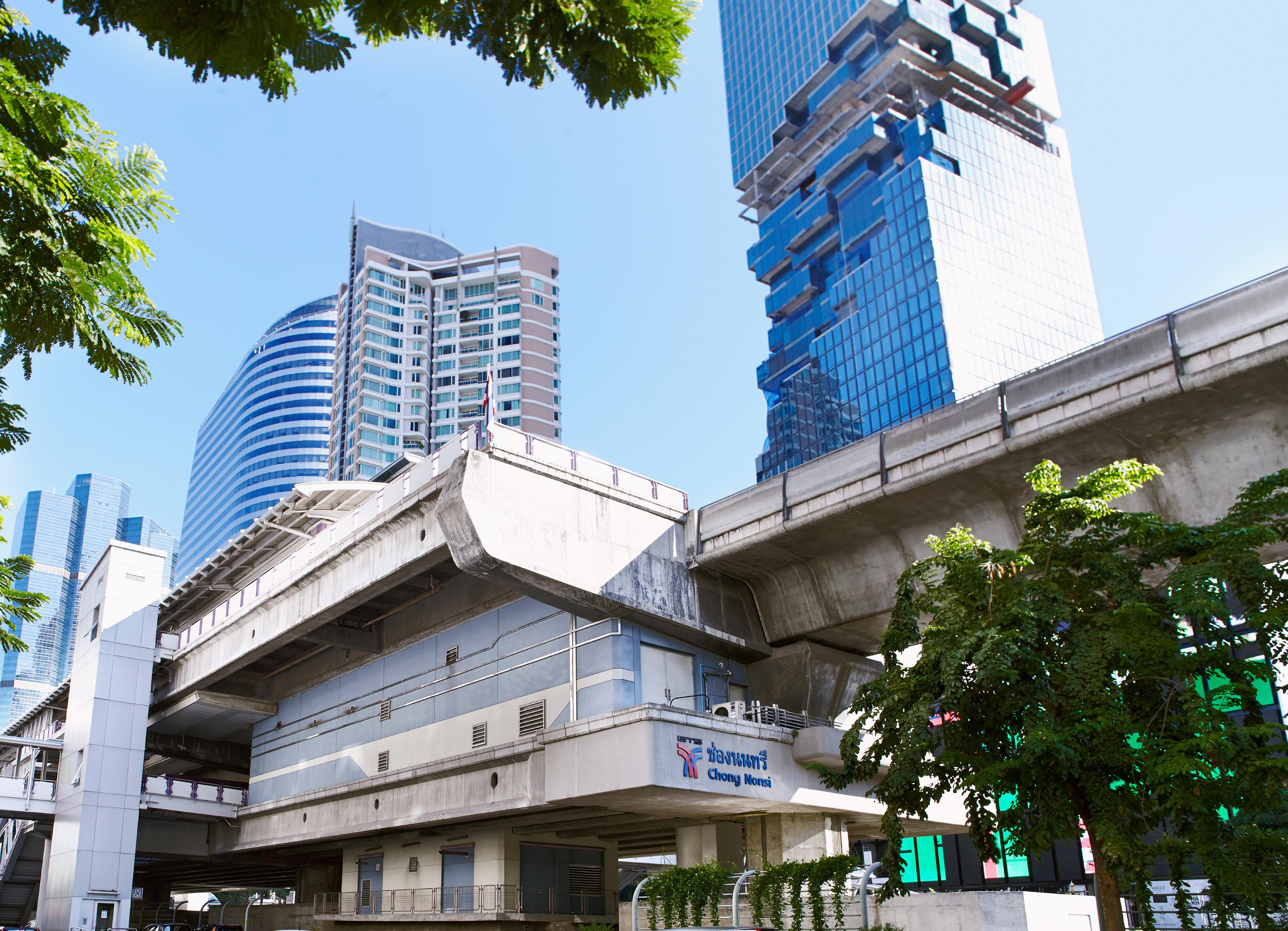 Holiday Inn Express Bangkok Sathorn, An Ihg Hotel Zewnętrze zdjęcie